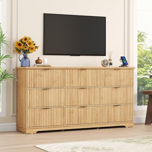 Squireewo Fluted 9 Drawers Dresser for Bedroom, 63" Wide Modern Chest of Drawers with Power Outlet and Deep Drawers, Large Dresser TV Stand for Living Room, Hallway, Kids Room, Oak - Image 7