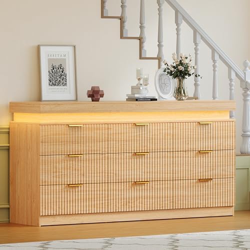 Fluted 9 Drawer Dresser LED Lights & Charging Station, Natural Oak - Image 3