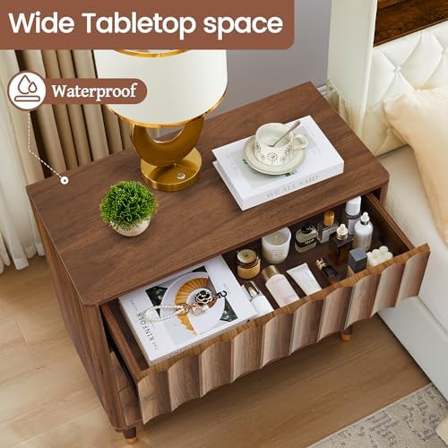 Bifins 31.5" Wide Fluted 3 Drawer Dresser - Image 3