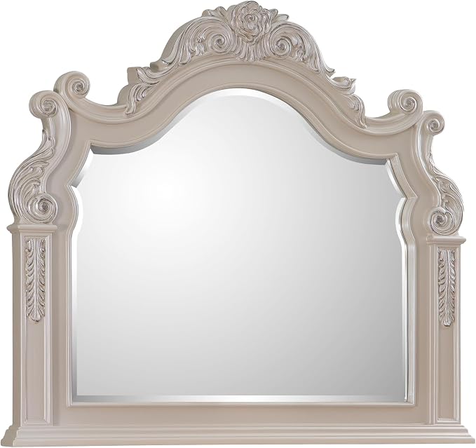 First of a Kind Santa Monica Traditional 5 Piece Queen Bedroom Set - Image 4