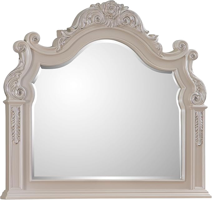 First of a Kind Santa Monica Traditional 4 Piece Queen Bedroom Set - Image 4